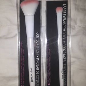 WET N WILD CONTOUR AND EYE SHADOW BRUSH